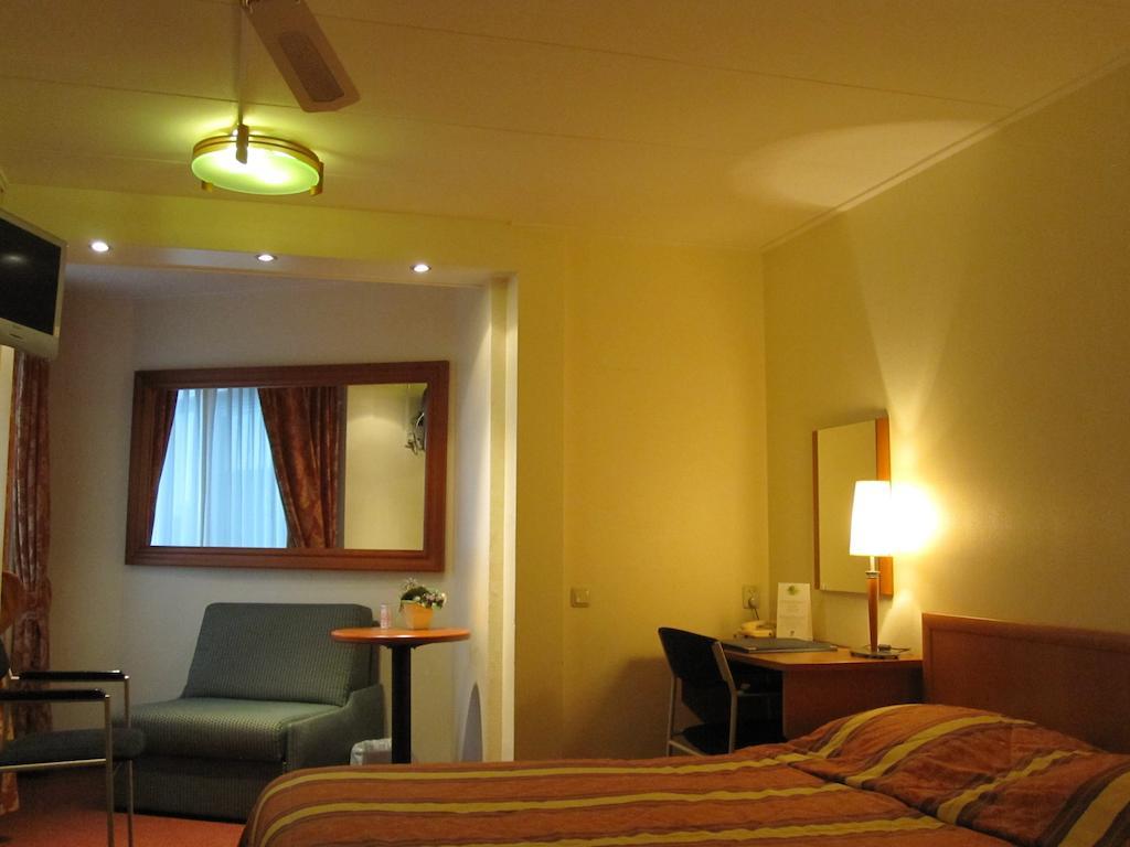Hotel Kuik Ruinen Værelse billede